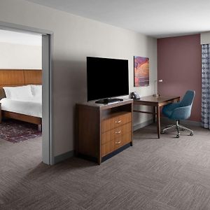 One-Bedroom King Suite